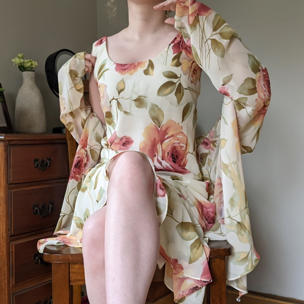 Vintage Rose Dress with Shawl